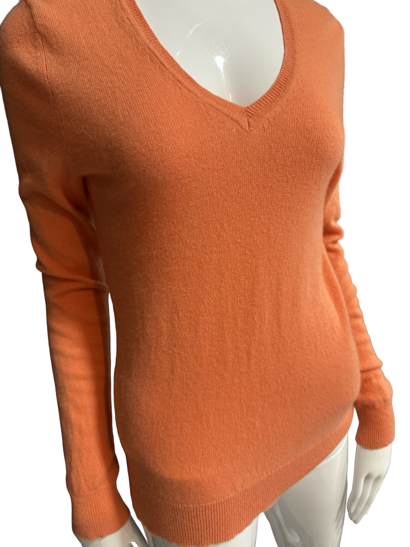 Lord & Taylor 100% Cashmere V-Neck Sweater – Medium