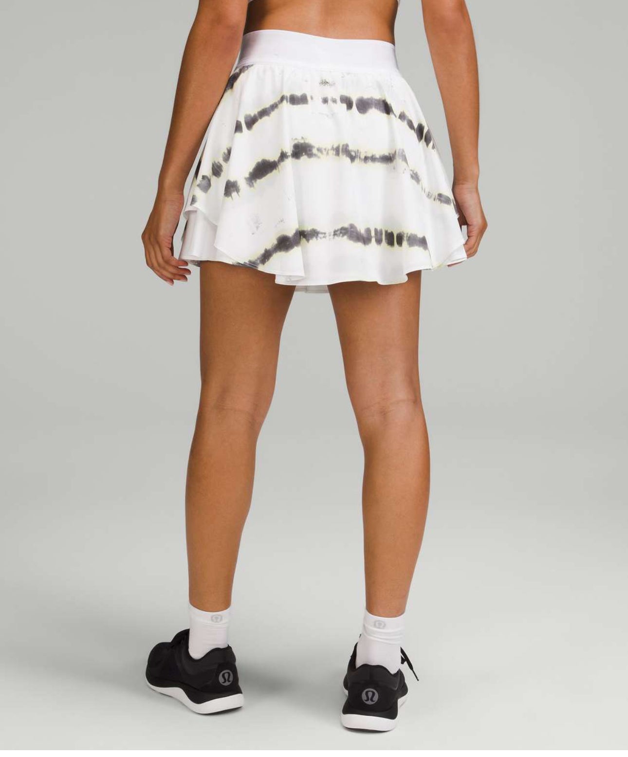 Lululemon Court Rival High-Rise Skirt Sz 6