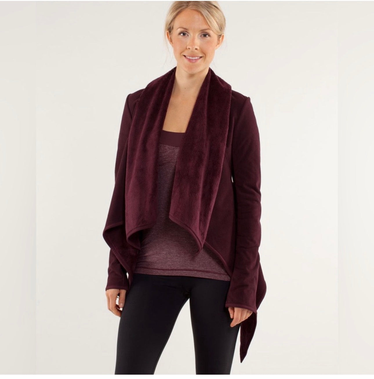 Lululemon Presence of Mind Jacket – Burgundy