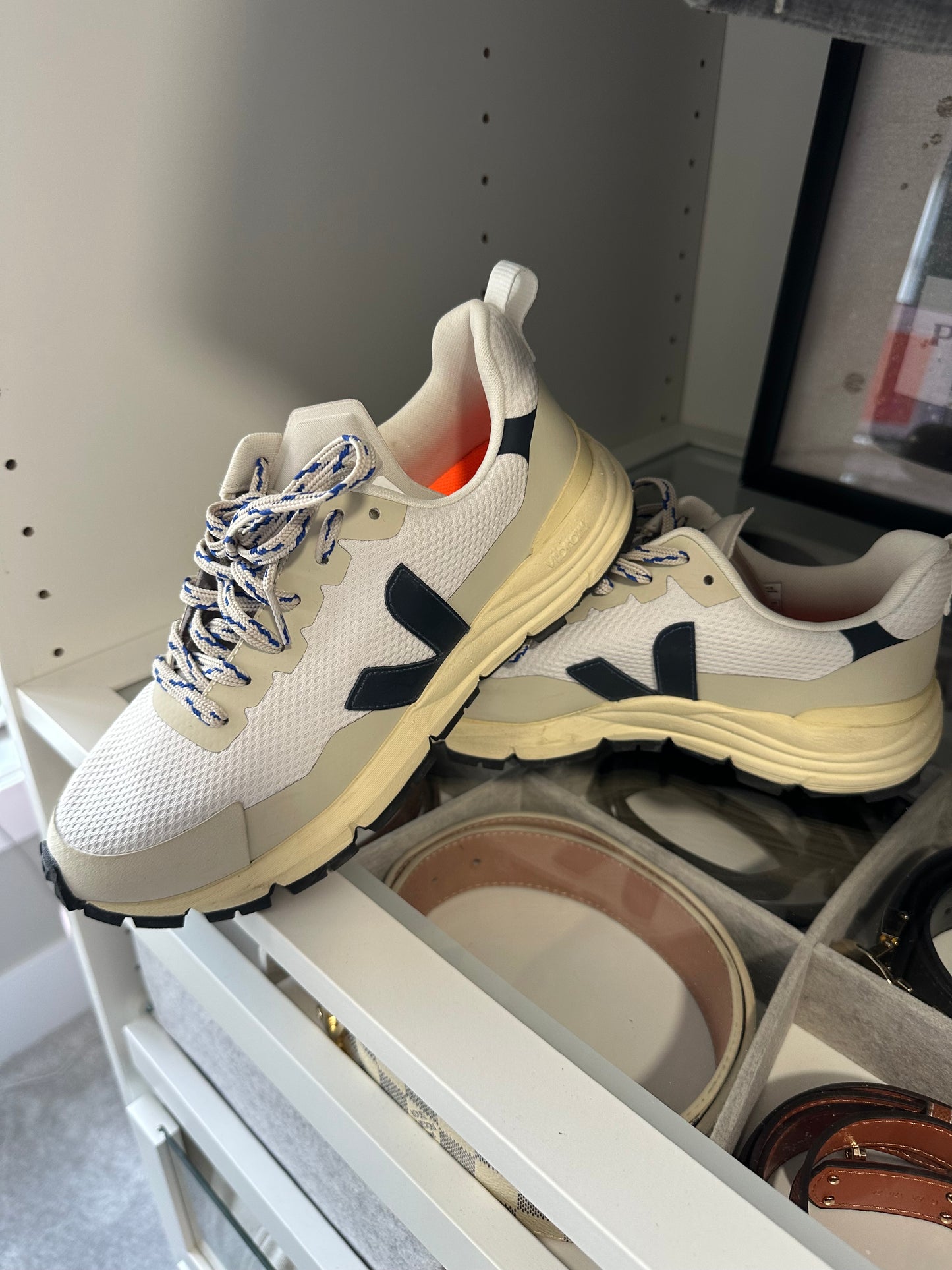 VEJA Dekkan Alveomesh Sneakers 7.5