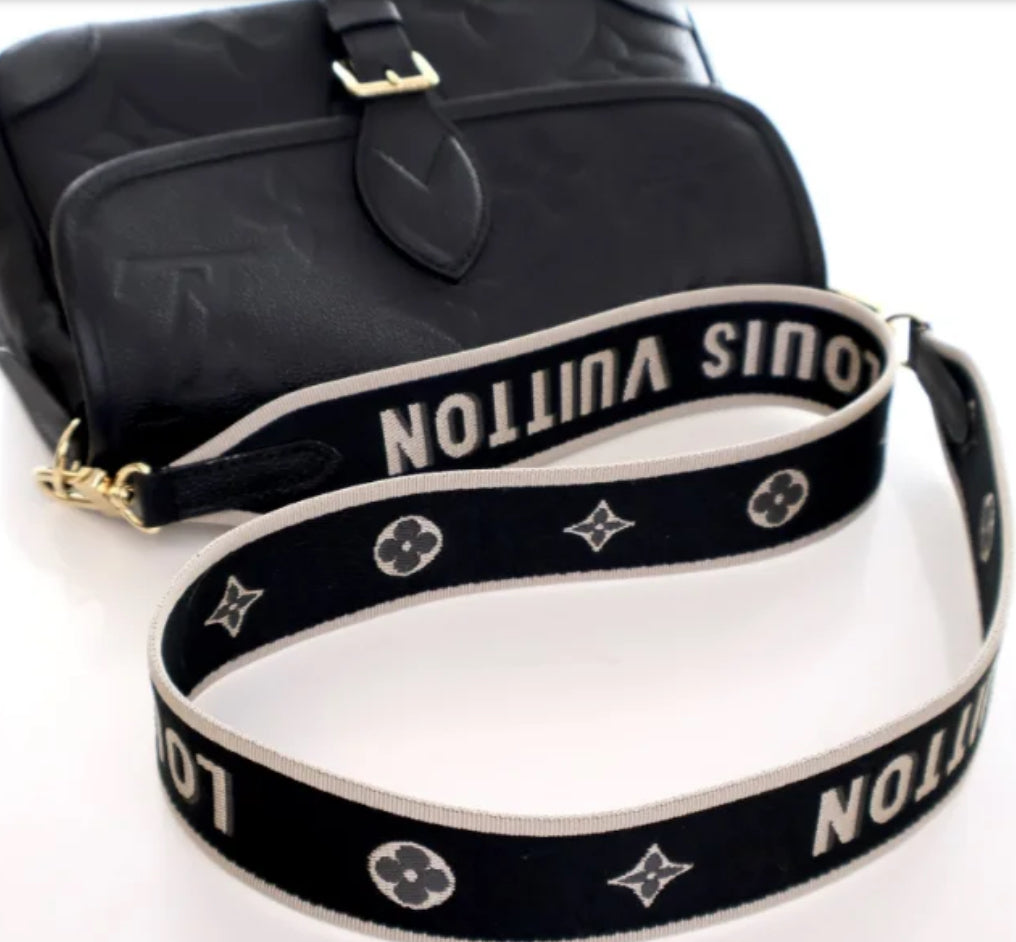 LOUIS VUITTON
Louis Vuitton Monogram Empreinte Diane