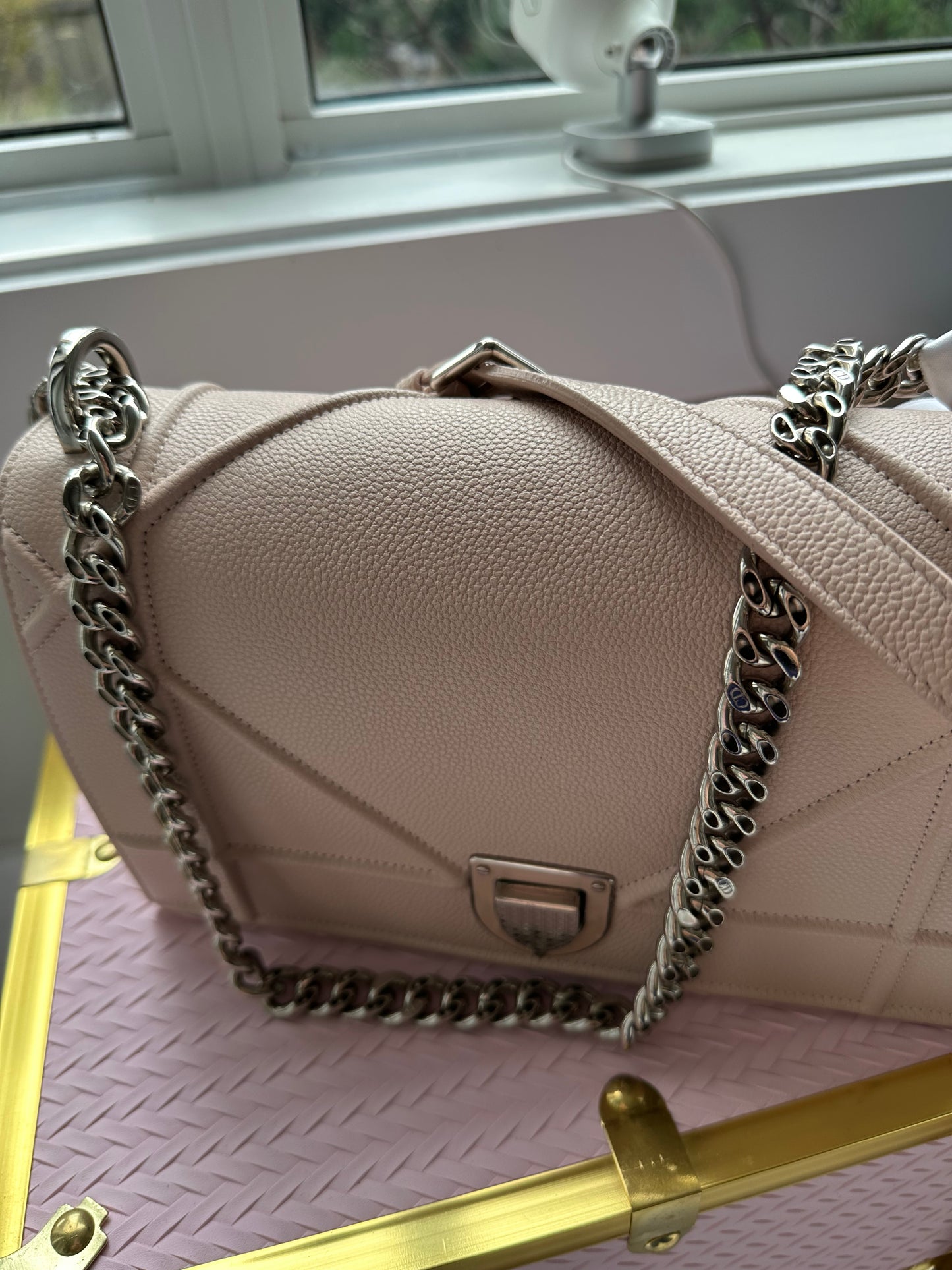 DIOR DIORAMA MEDIUM