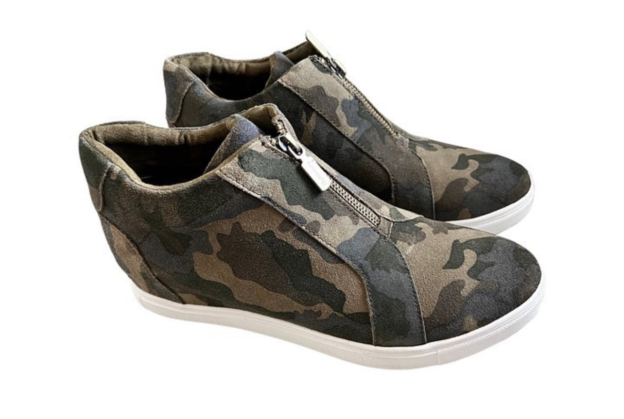 BLONDO Sneakers Camo Size 9.5
