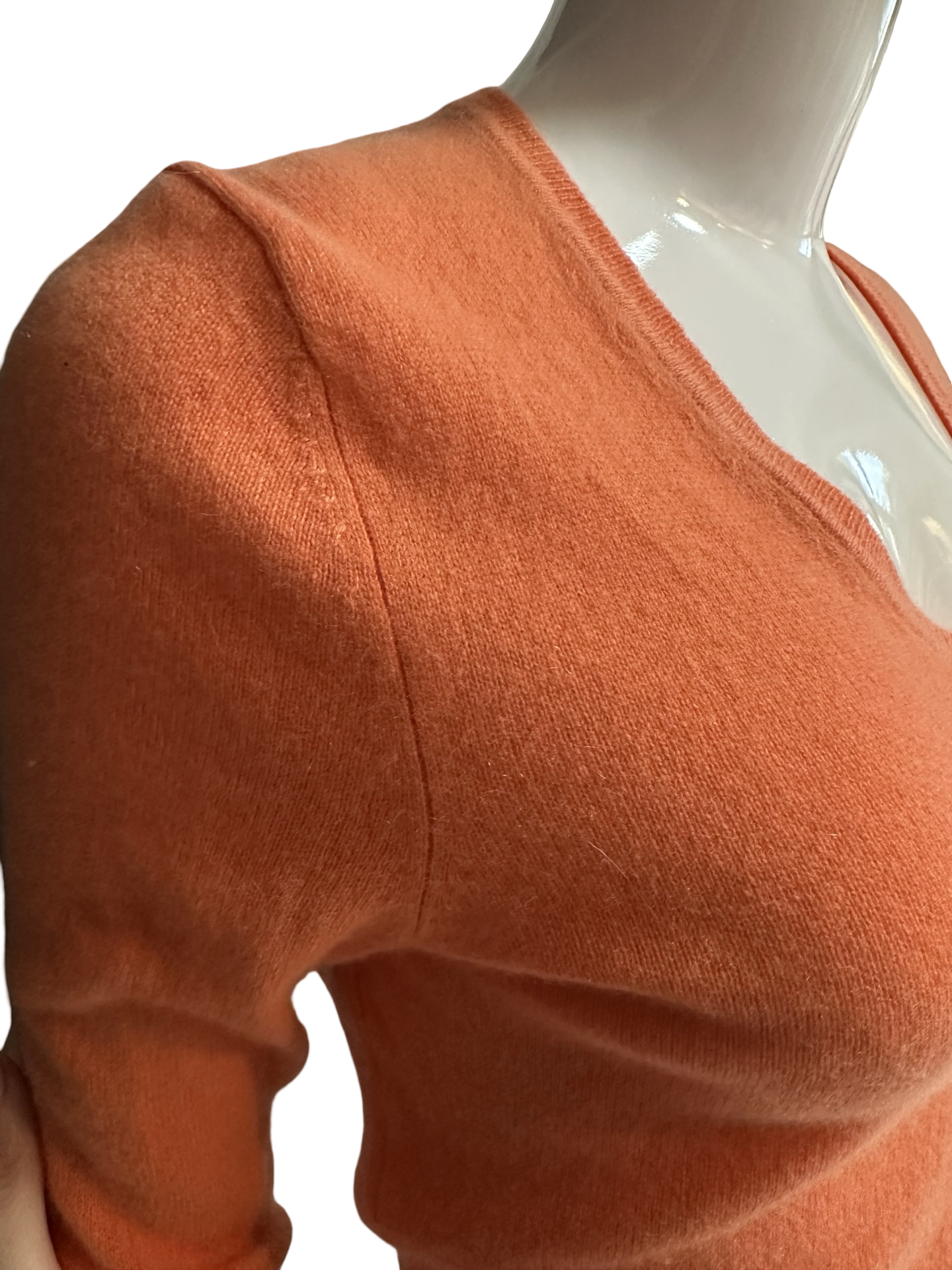 Lord & Taylor 100% Cashmere V-Neck Sweater – Medium