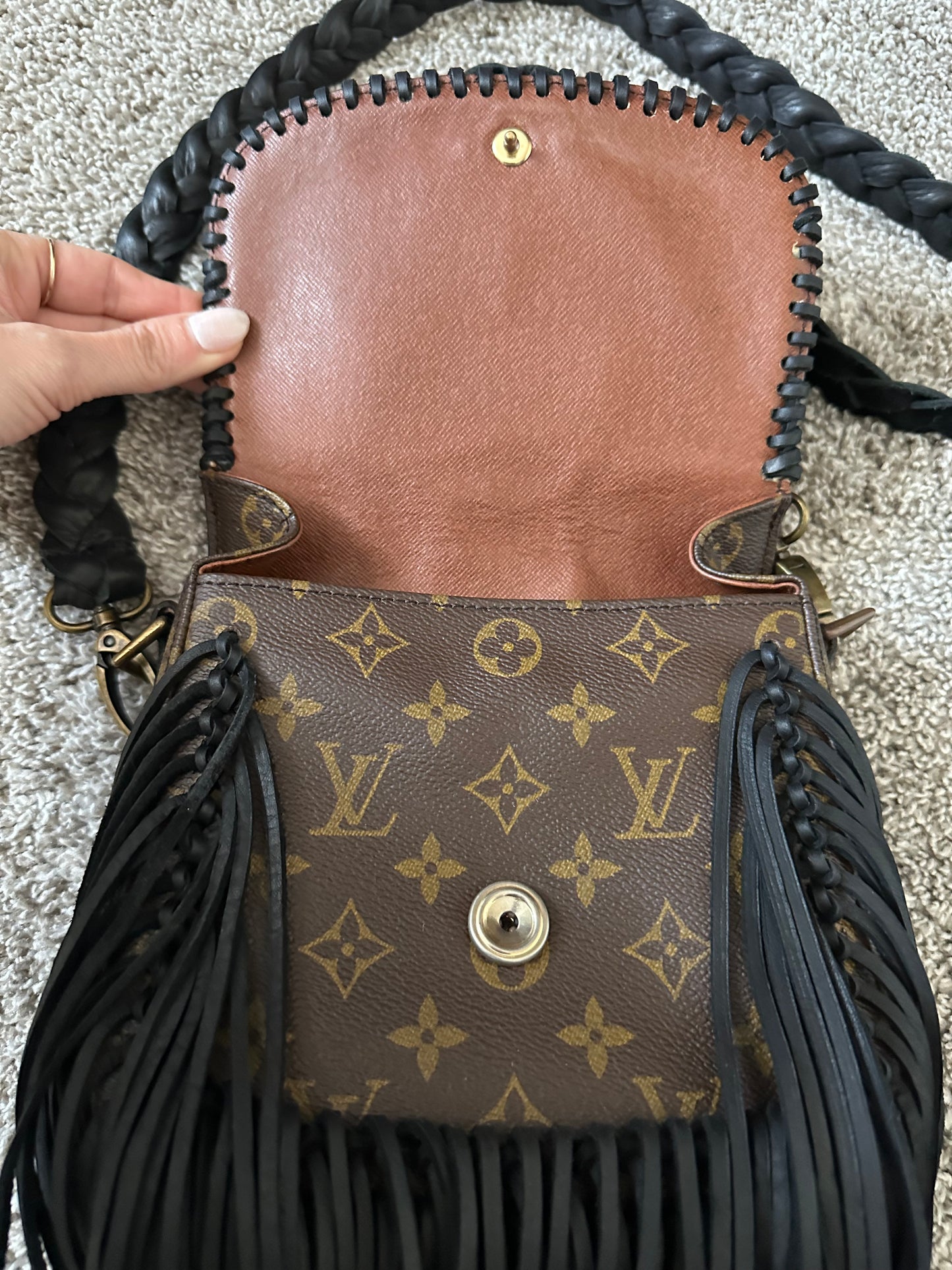 VINTAGE BOHO LOUIS VUITTON PURSE