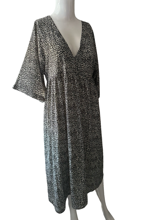 MITTOSHOP DRESS SZ SMALL