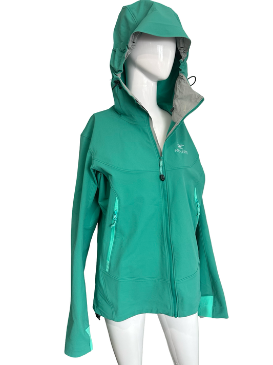 ARC’TERYX Women’s Hooded Jacket – Large