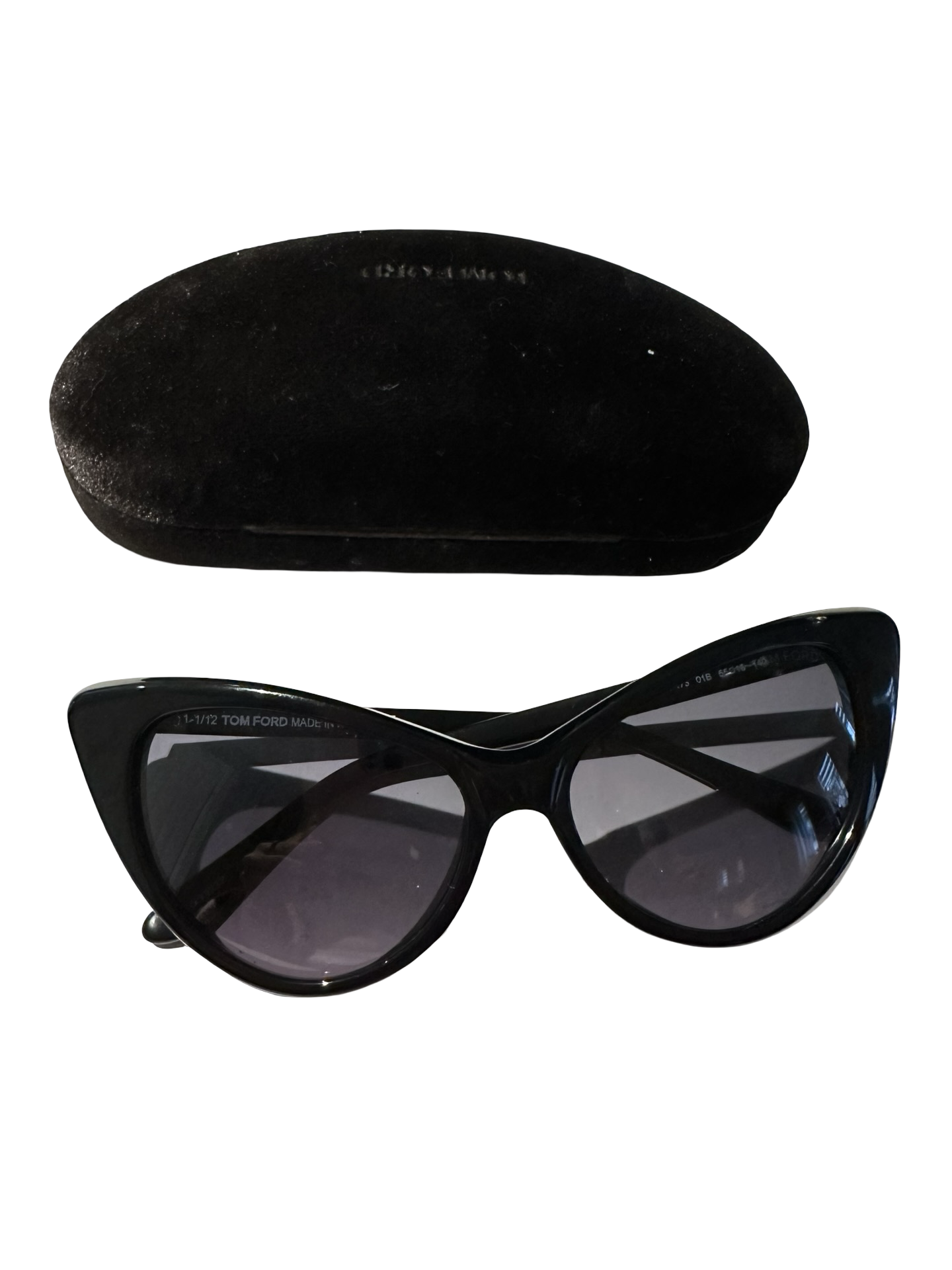om Ford Evelyn Cat-Eye Sunglasses – Black (TF1173)