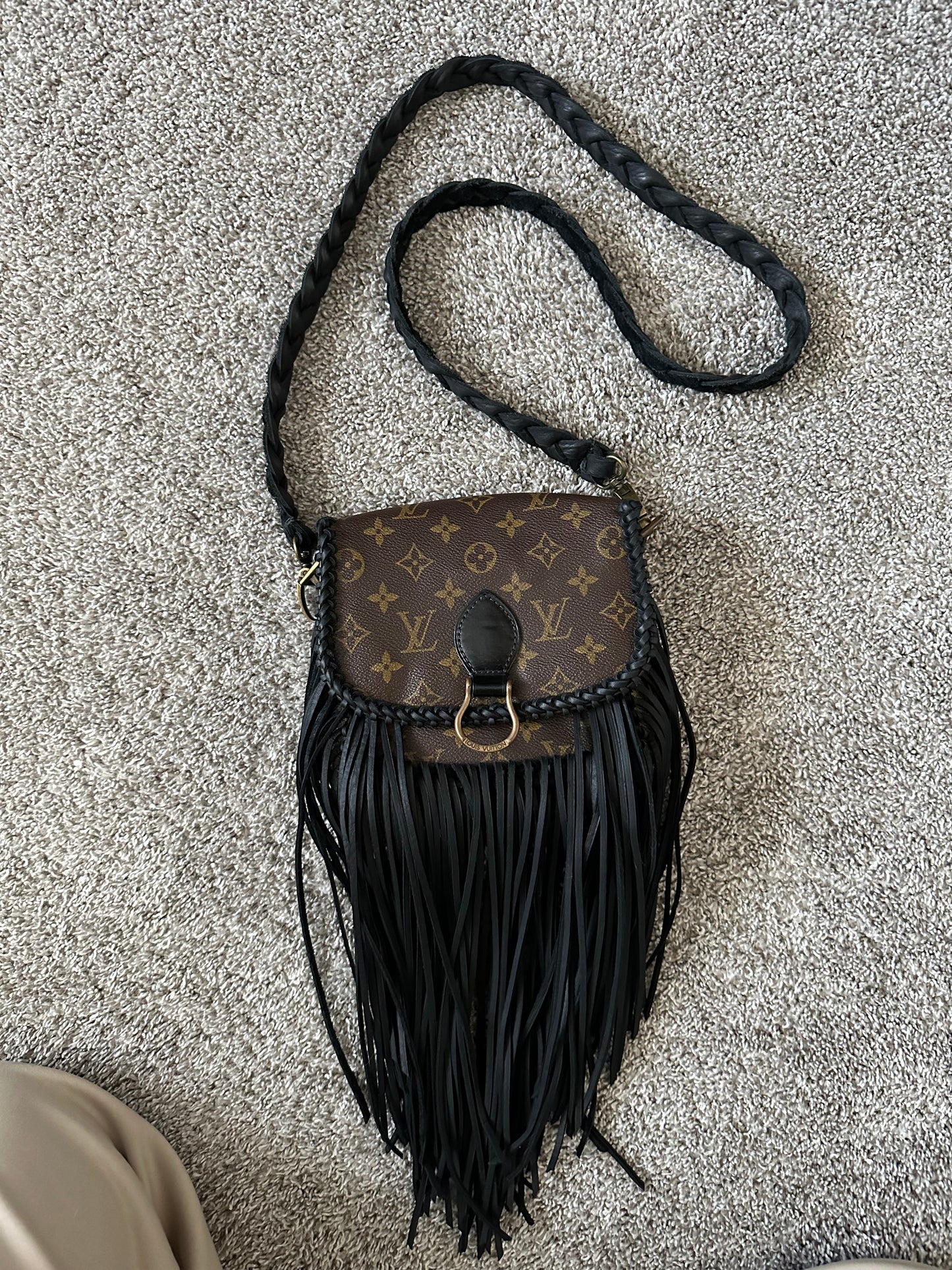 VINTAGE BOHO LOUIS VUITTON PURSE