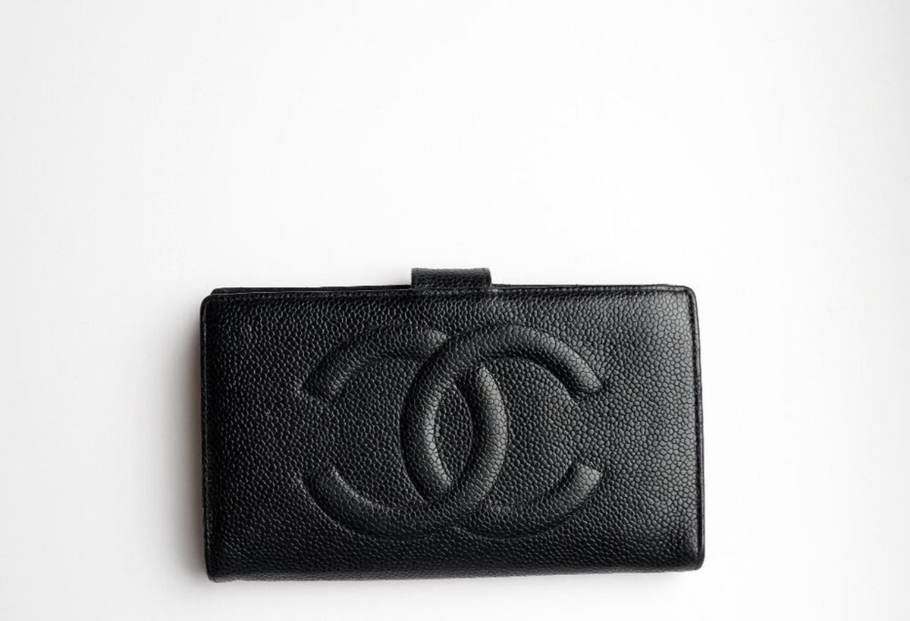 Chanel Caviar Wallet