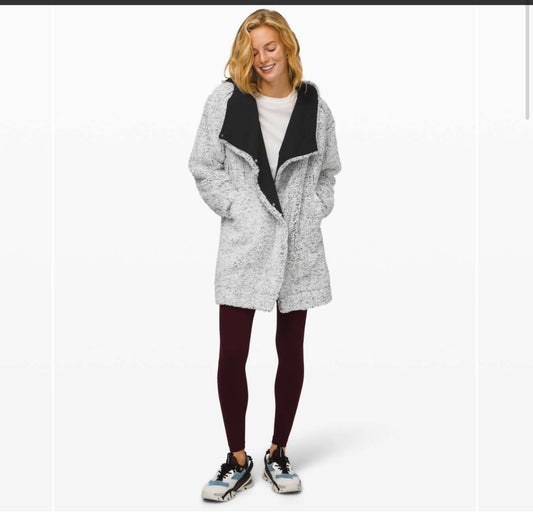 LULULEMON SHERPA JACKET SMALL