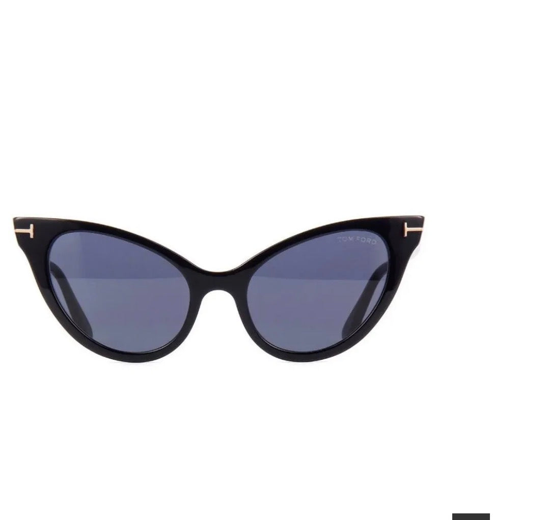 om Ford Evelyn Cat-Eye Sunglasses – Black (TF1173)
