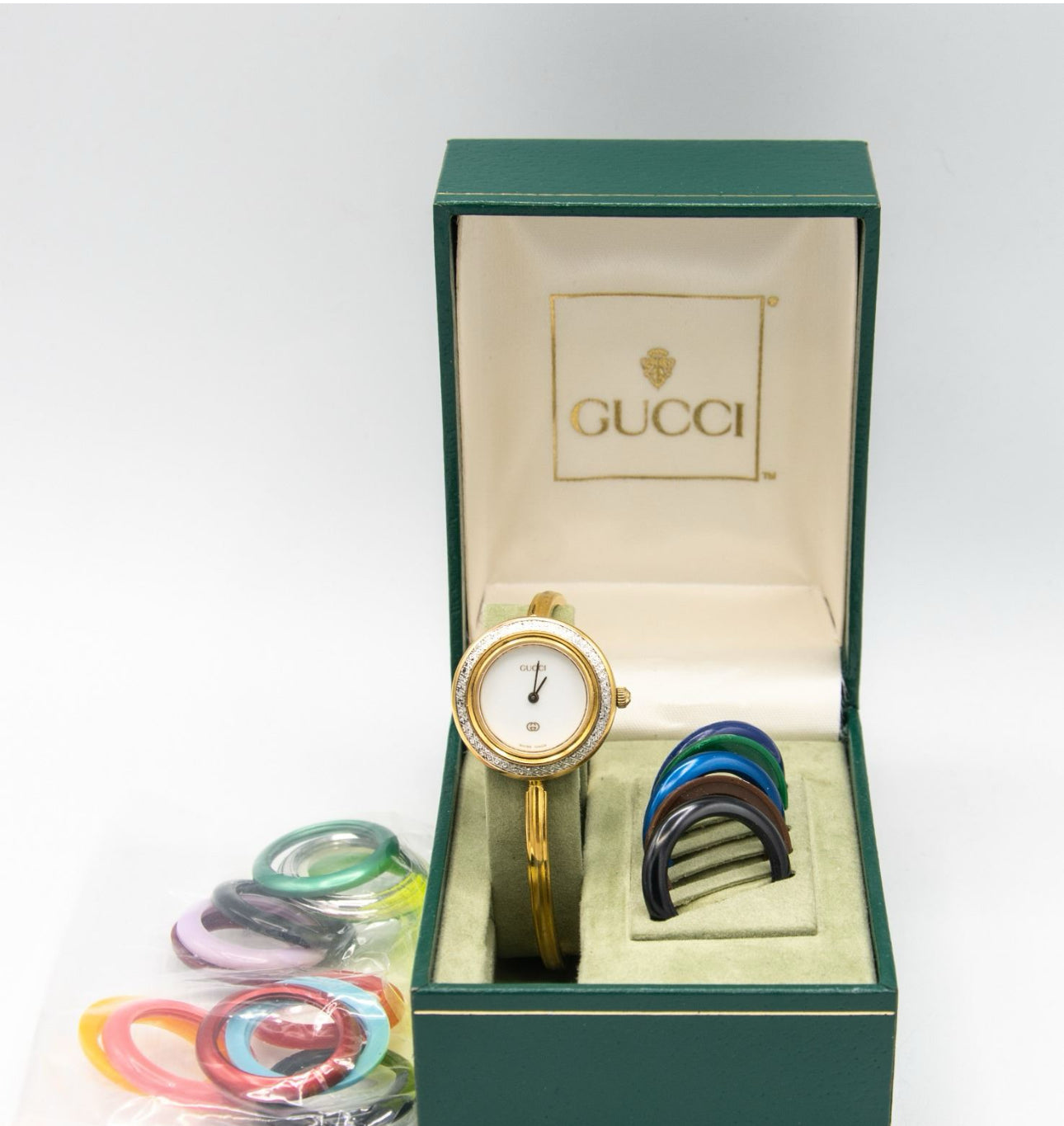 VINTAGE GUCCI INTERCHANGEABLE WATCH.