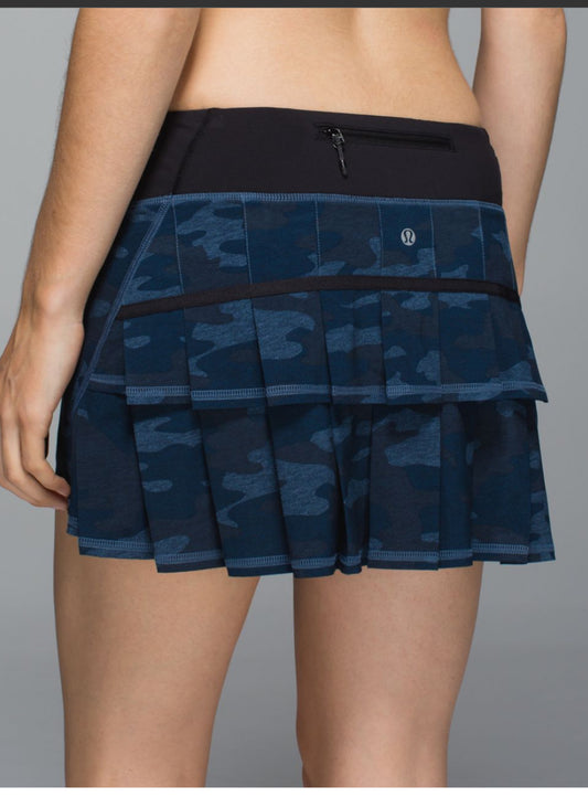 Lululemon Camo Skort Sz 6