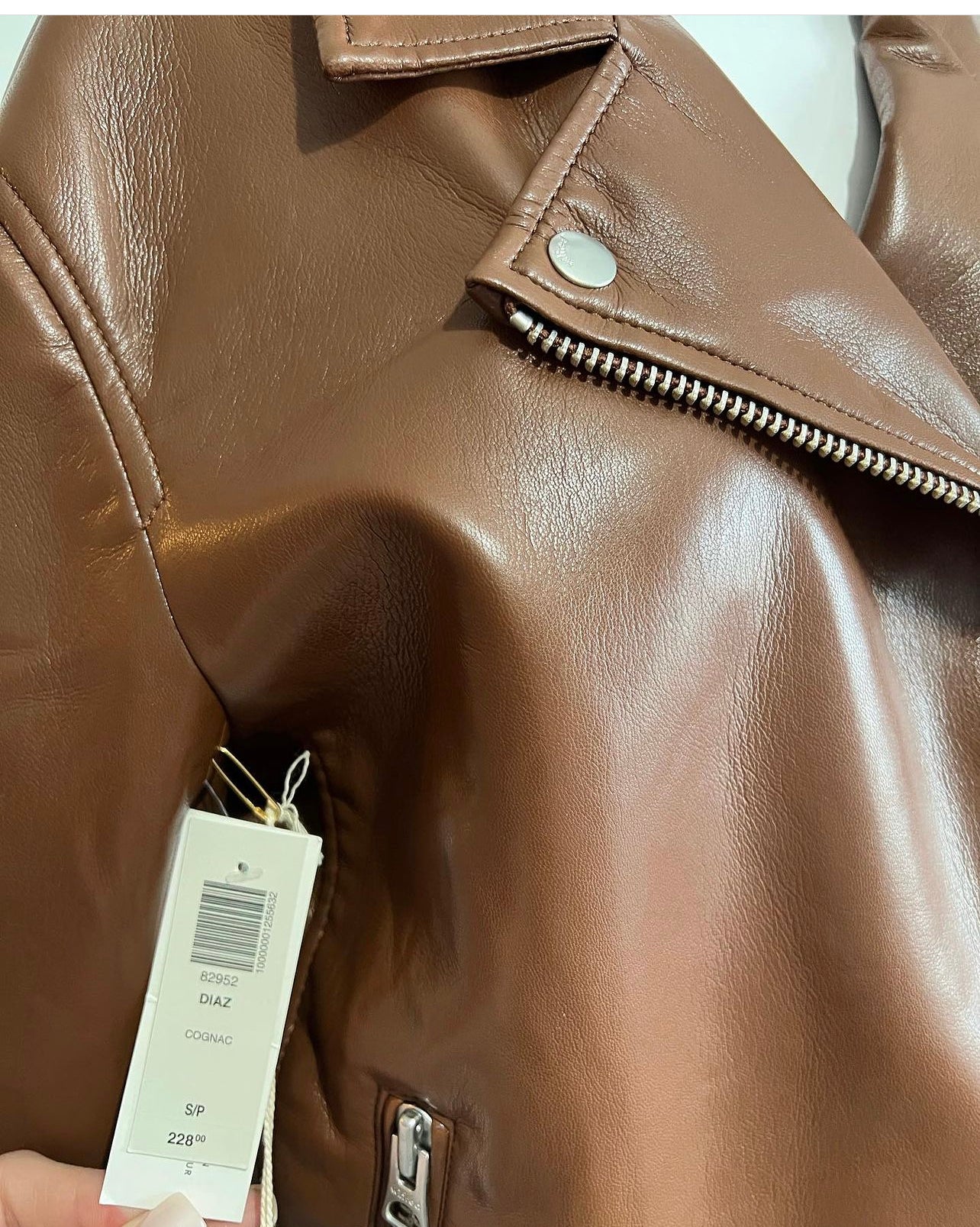 Aritzia Vegan Leather Jacket Small